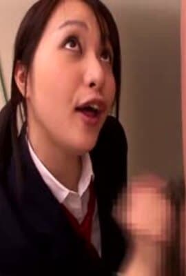 MIGD-448 こんな美少女にザーメンぶっかけてみたい…
