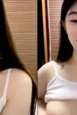 七彩主播--幼校老师 ：极品在校大奶老师~B粉嫩啊~爱了爱了