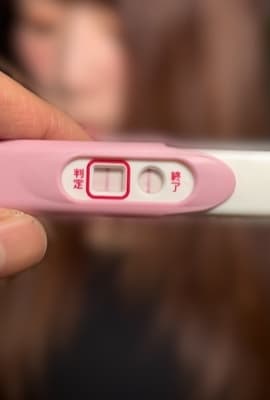 FC2-4416910 妊娠4ヶ月！ 不倫上司に孕ませられた素人。スタイル感度抜群美人な妊婦さんの成長記-cd1